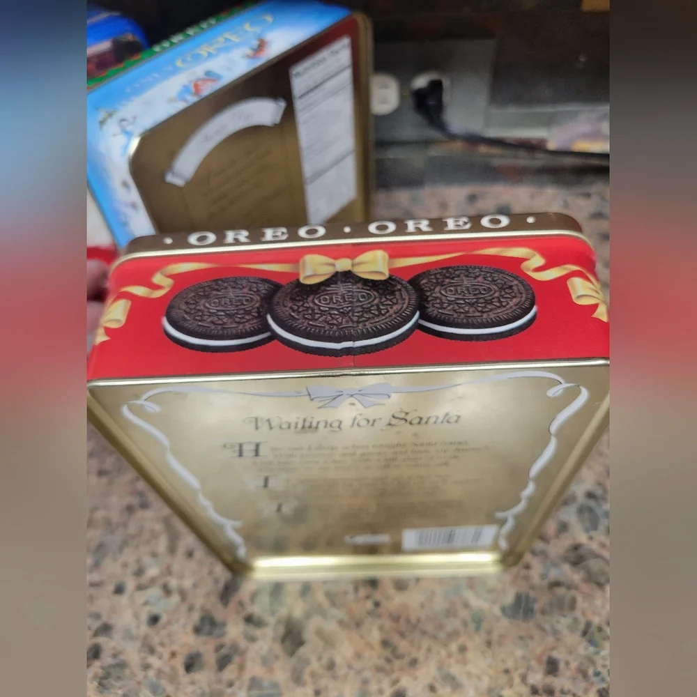 5 Vintage Oreo Christmas Tins‎ 1991, 1996, 1999, 2000, 2002 Excellent Condition